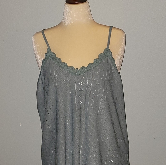COPY - BRAND NEW* Spaghetti Strap Camisole Eyelet Embroidery V-Neck  3X **see d… - Picture 2 of 3